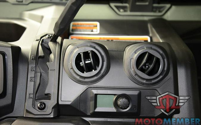 2026 Can-Am Defender MAX DPS CAB HD10