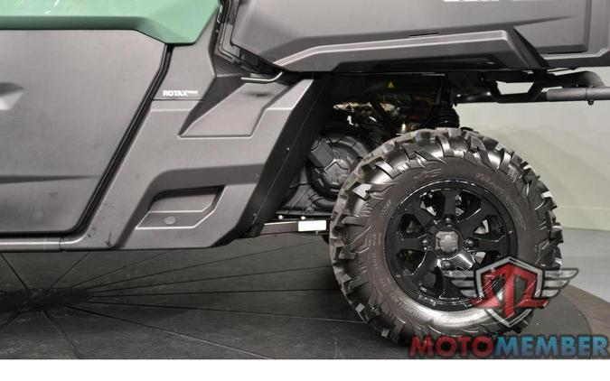 2026 Can-Am Defender MAX DPS CAB HD10