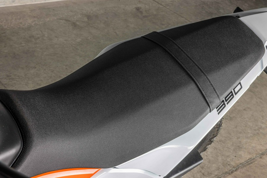 2026 KTM 390 ENDURO R - TN210958