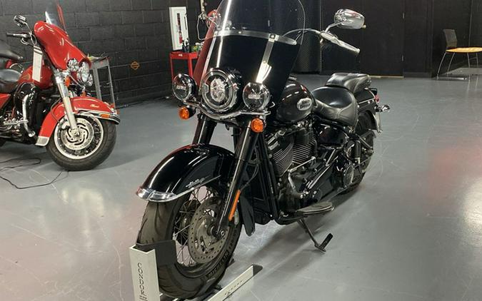 2021 Harley-Davidson FLHCS - Heritage Classic 114