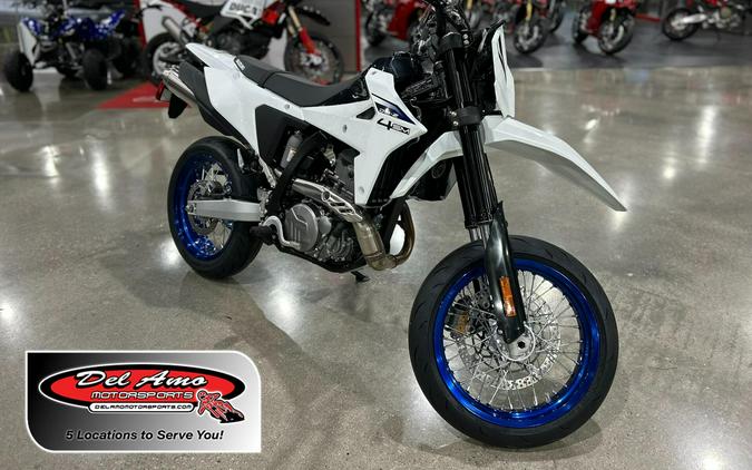 2025 Suzuki DR-Z4SM