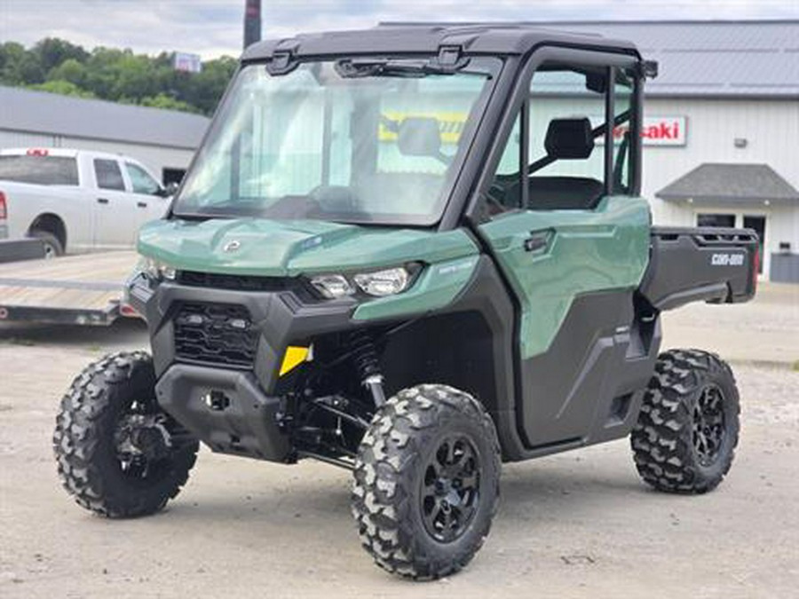 2026 Can-Am Defender DPS CAB