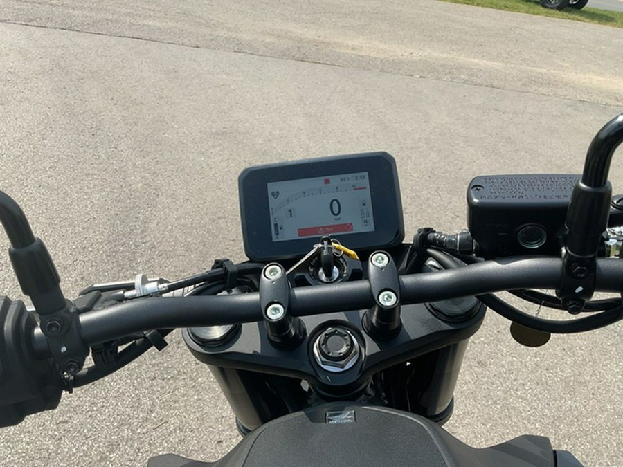 2026 Honda CB750 Hornet E-Clutch