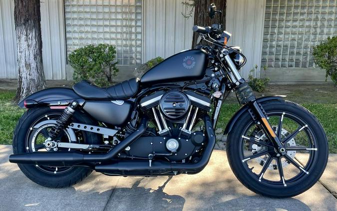 2022 Harley-Davidson Iron 883 Review [Air-Cooled Sportster]