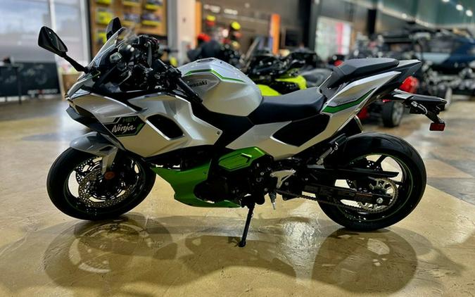 2024 Kawasaki Ninja 7 Hybrid ABS