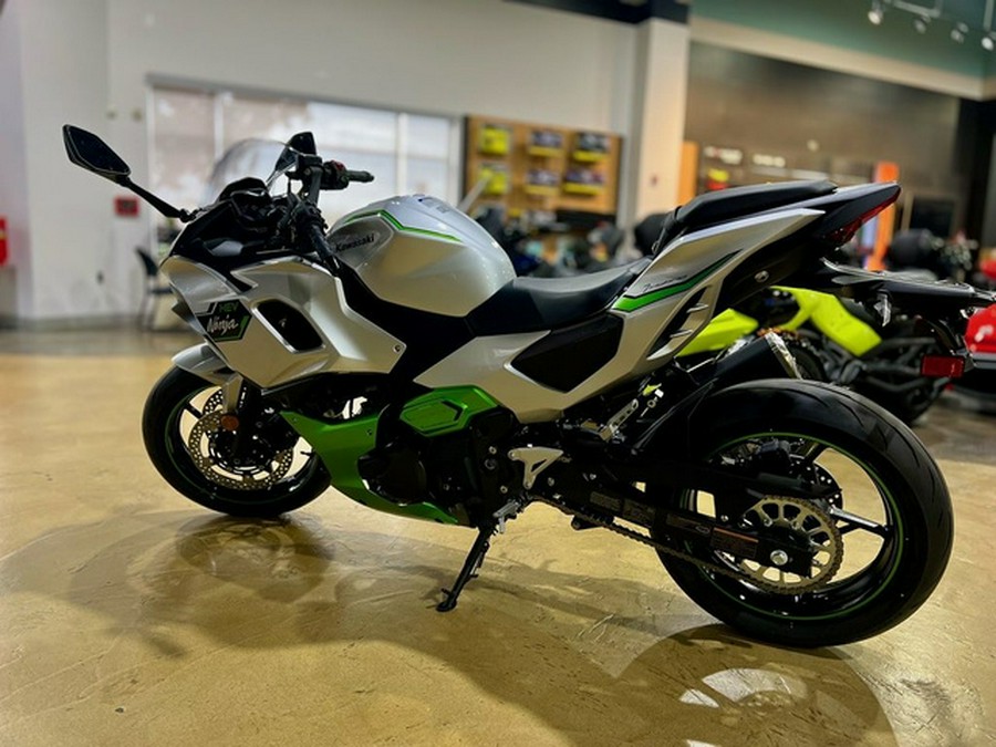 2024 Kawasaki Ninja 7 Hybrid ABS