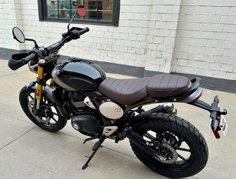 2025 Triumph Scrambler 400 X Phantom Black Silver Ice