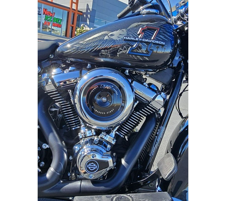 2026 Harley-Davidson® FLHC - Heritage Classic