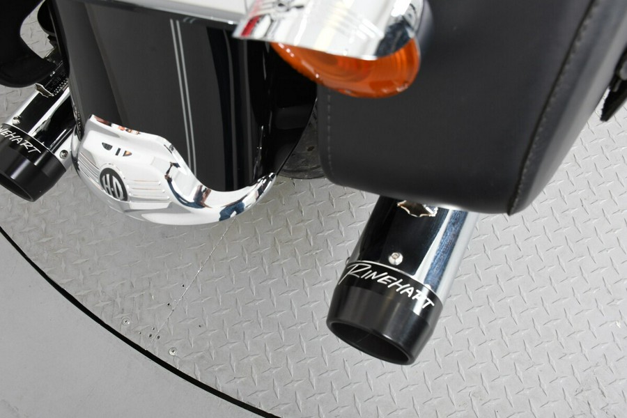 2009 Harley-Davidson® FLHR Road King® Classic