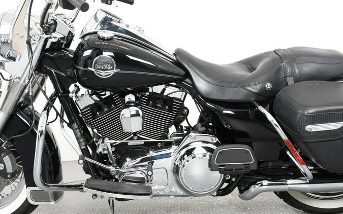 2009 Harley-Davidson® FLHR Road King® Classic
