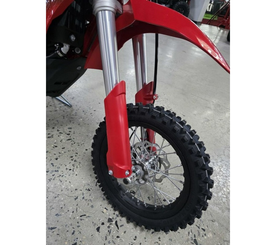 2027 GASGAS MC-E 5