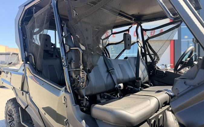 2025 Honda Pioneer 1000-6 Deluxe Crew