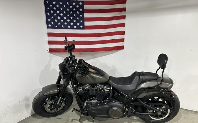 2018 Harley-Davidson Fat Bob 114 Industrial Gray Denim