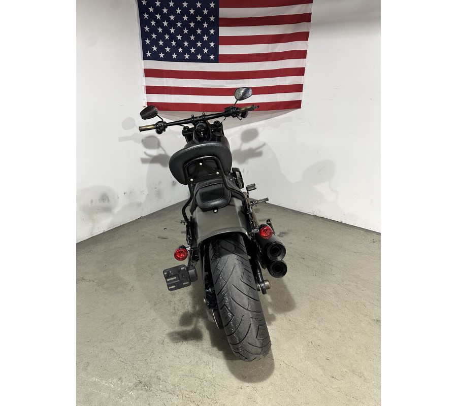 2018 Harley-Davidson Fat Bob 114 Industrial Gray Denim