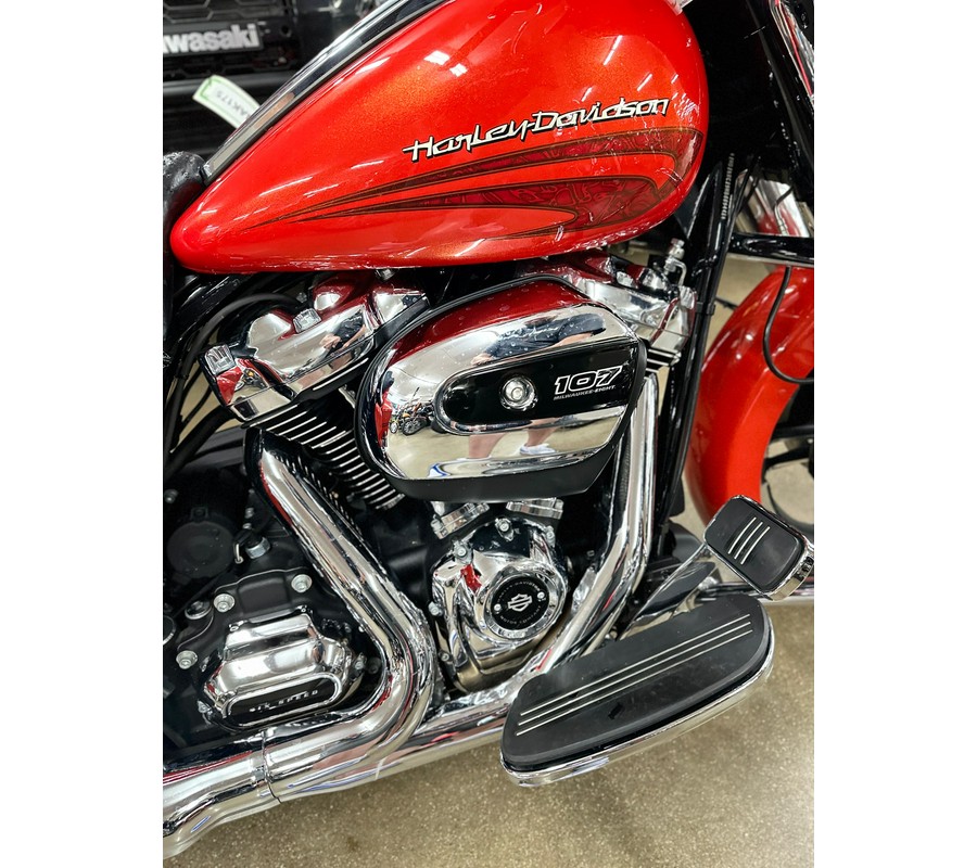 2017 Harley-Davidson Street Glide Special