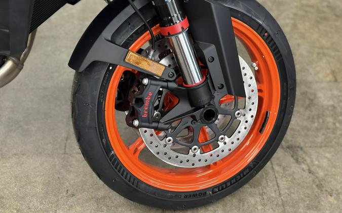 2026 KTM 990 Duke