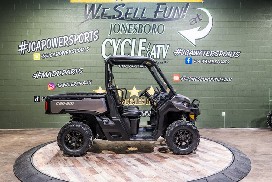 2017 Can-Am Defender XT HD10