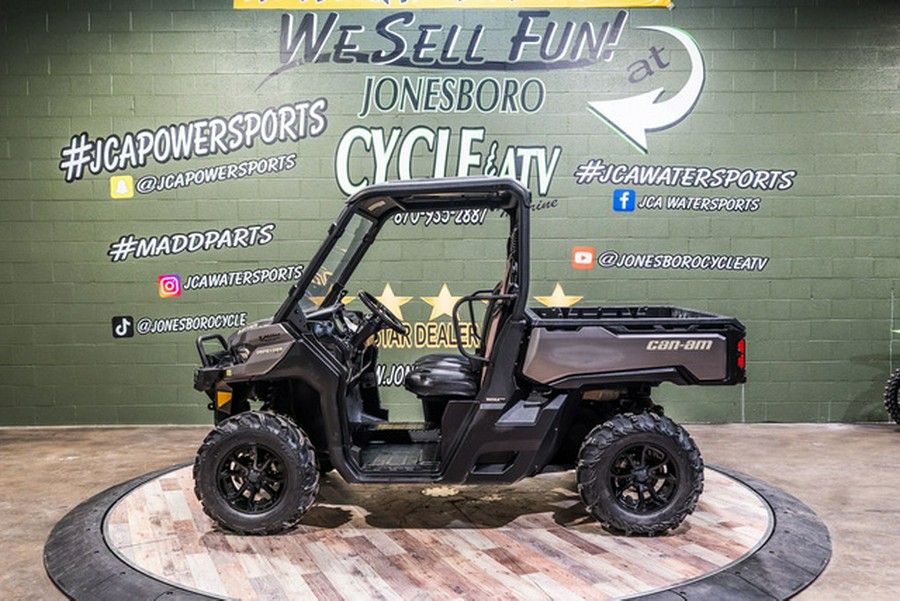 2017 Can-Am Defender XT HD10