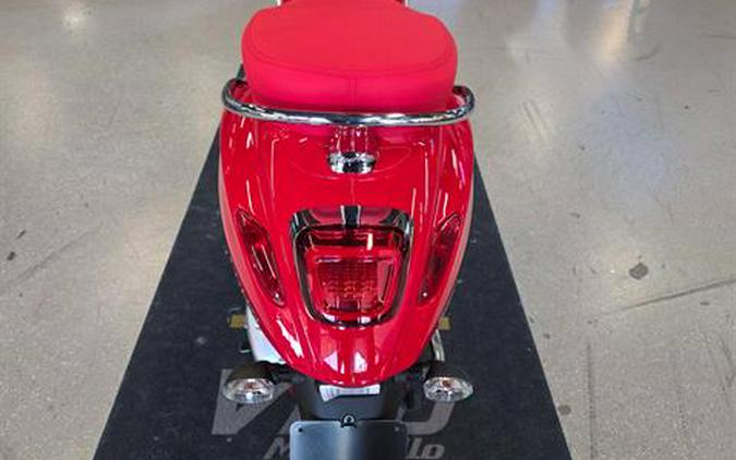 2025 Vespa Primavera