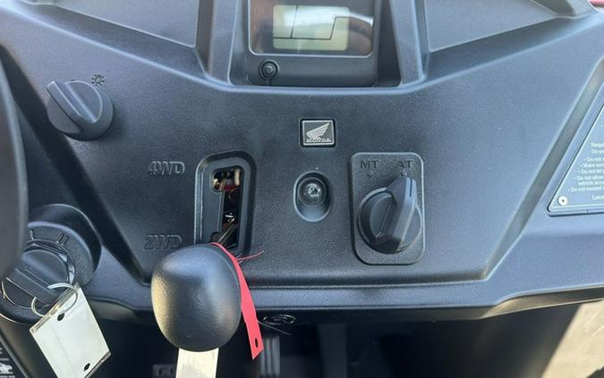 2025 Honda Pioneer 520