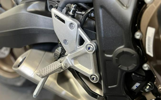 2026 Honda CB650R E-Clutch