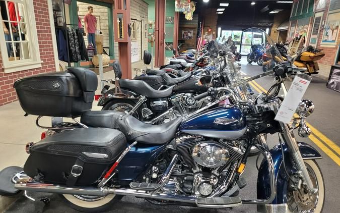 2002 Harley-Davidson Road King Classic Luxury Blue/Diamond Ice