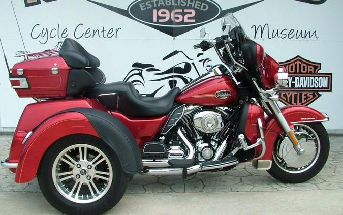 2013 Harley-Davidson® FLHTCUTG - Tri Glide® Ultra Classic®