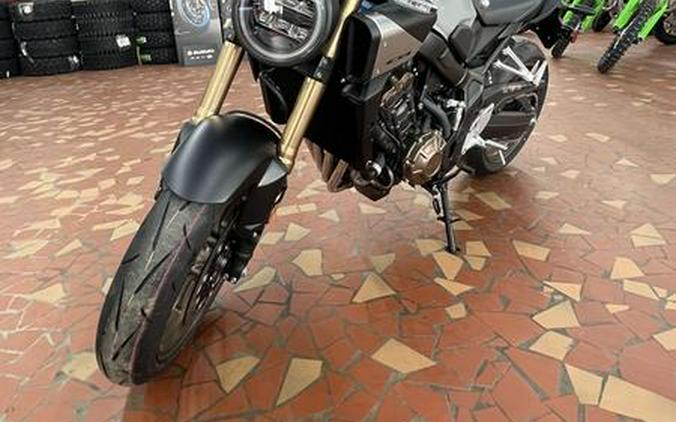 2025 Honda® CB650R E-Clutch