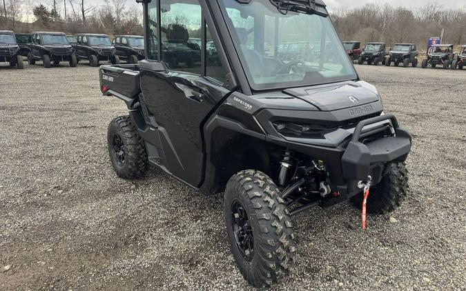 2026 Can-Am Defender XT CAB HD11