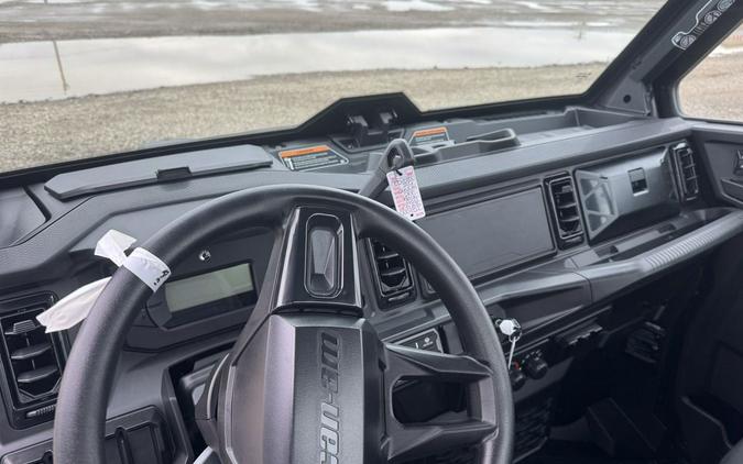 2026 Can-Am Defender XT CAB HD11