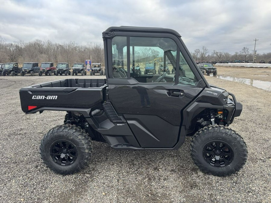 2026 Can-Am Defender XT CAB HD11
