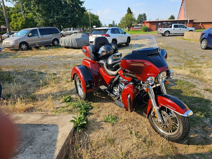 2024 Harley-Davidson® FLHTCUTG - Tri Glide® Ultra