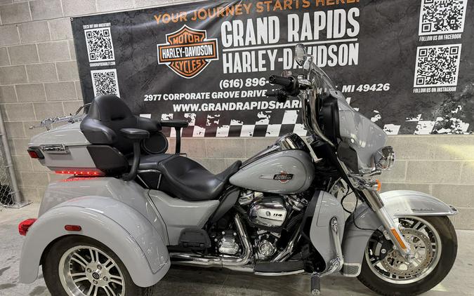 2024 Harley-Davidson® FLHTCUTG - Tri Glide® Ultra