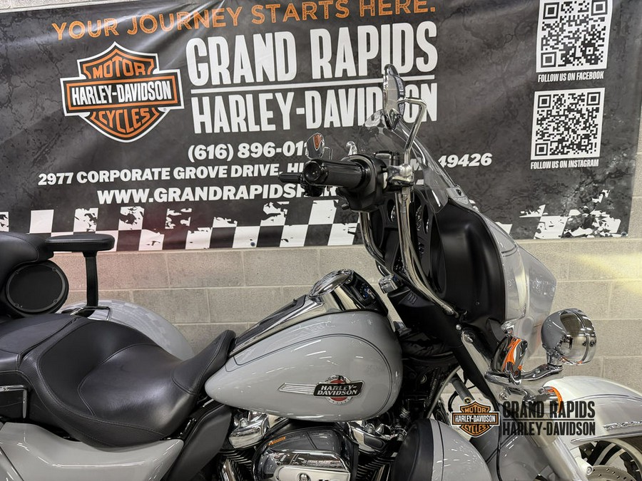 2024 Harley-Davidson® FLHTCUTG - Tri Glide® Ultra