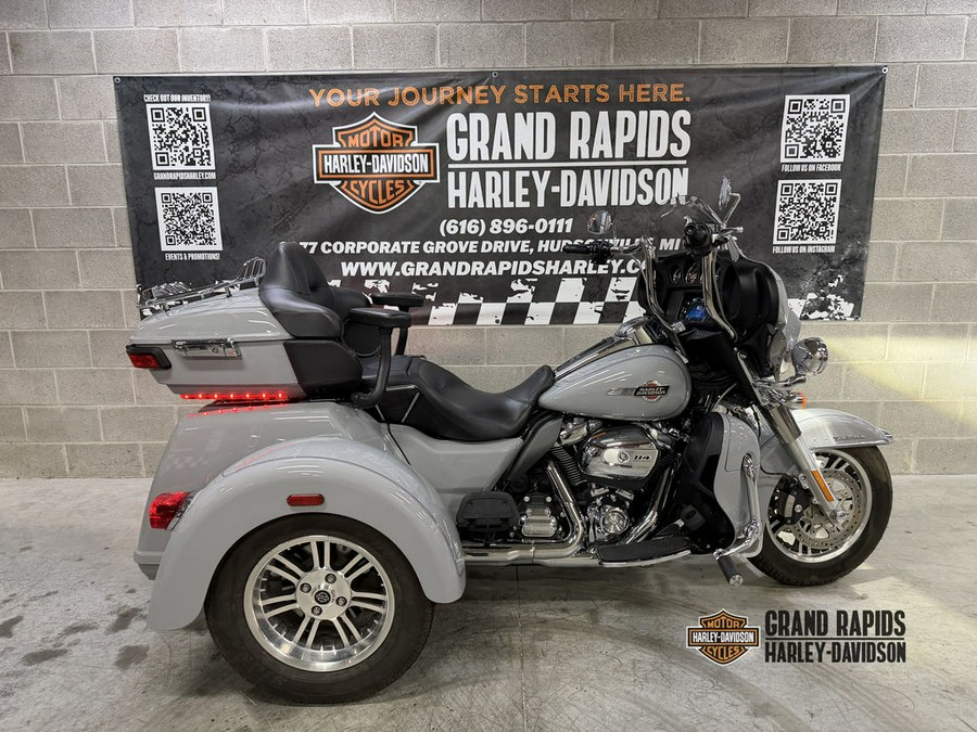 2024 Harley-Davidson® FLHTCUTG - Tri Glide® Ultra
