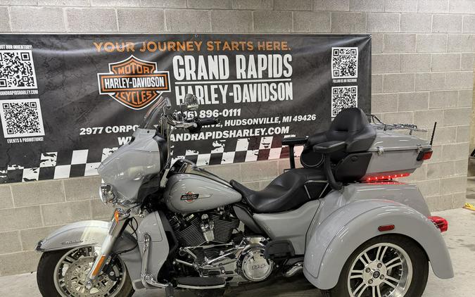 2024 Harley-Davidson® FLHTCUTG - Tri Glide® Ultra