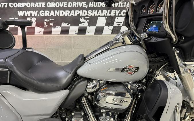 2024 Harley-Davidson® FLHTCUTG - Tri Glide® Ultra