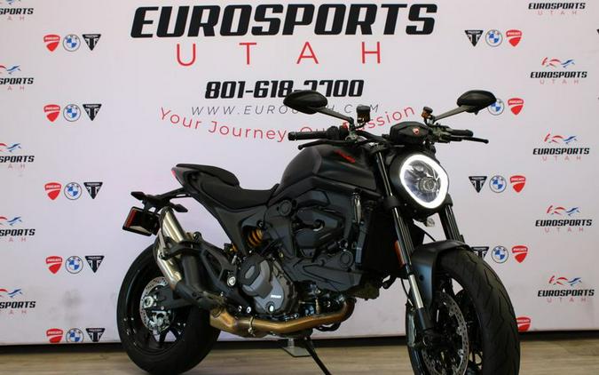 2025 Ducati MONSTER DARK