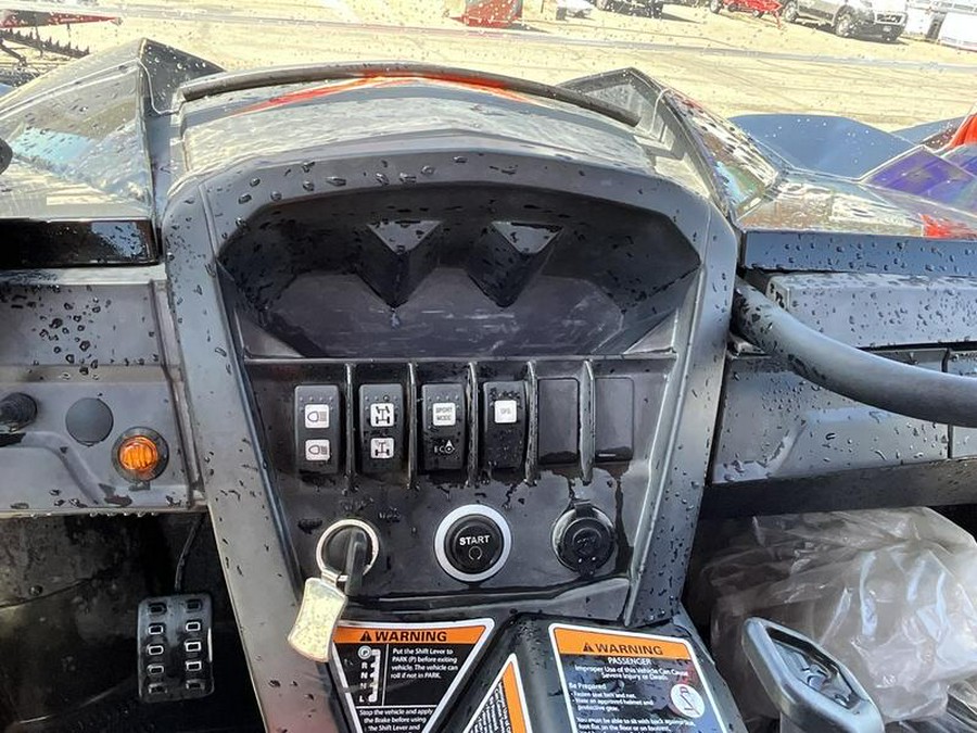 2016 Can-Am® Maverick X rs TURBO 1000R