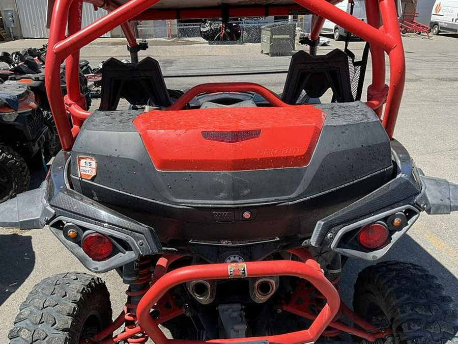 2016 Can-Am® Maverick X rs TURBO 1000R