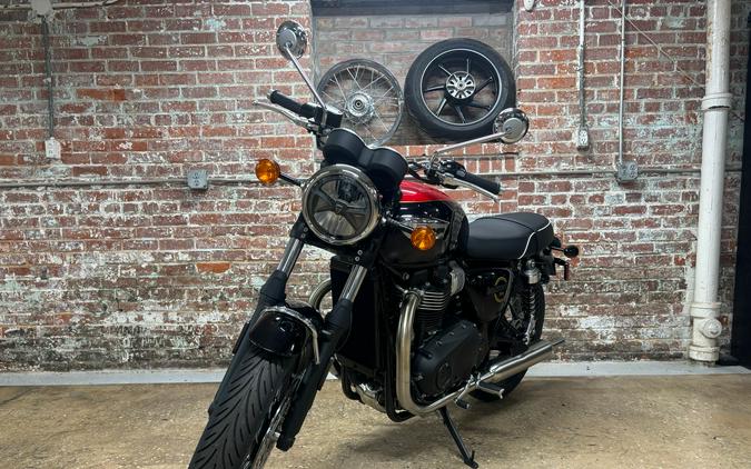 2026 Triumph Bonneville T100