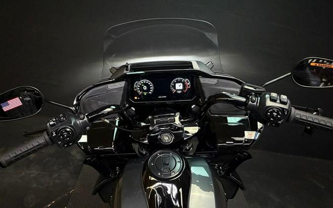 Harley-Davidson® Road Glide Limited 2026 FLTRXL IRON HORSE MTLC