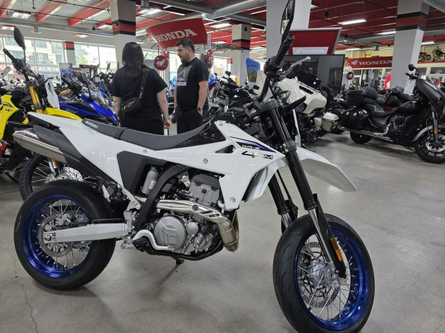 2026 Suzuki DR-Z 4SM