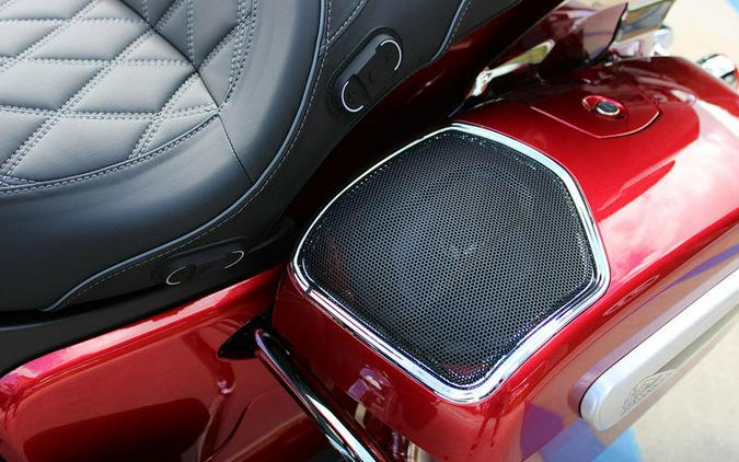 2024 Indian Motorcycle® Pursuit® Limited® with PowerBand Audio Package Sunset Red Metallic