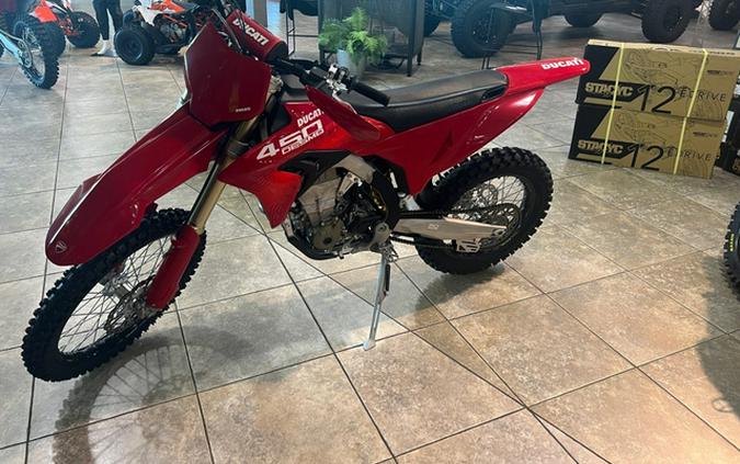 2026 Ducati Desmo450 EDX