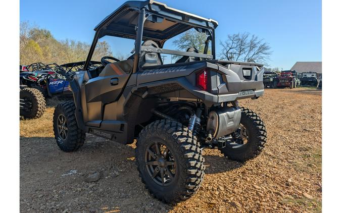 2026 Polaris GENERAL XP 1000 ULTIMATE