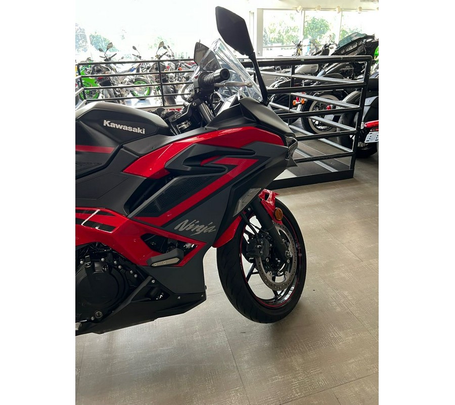 2024 Kawasaki Ninja® 500 KRT Edition SE ABS