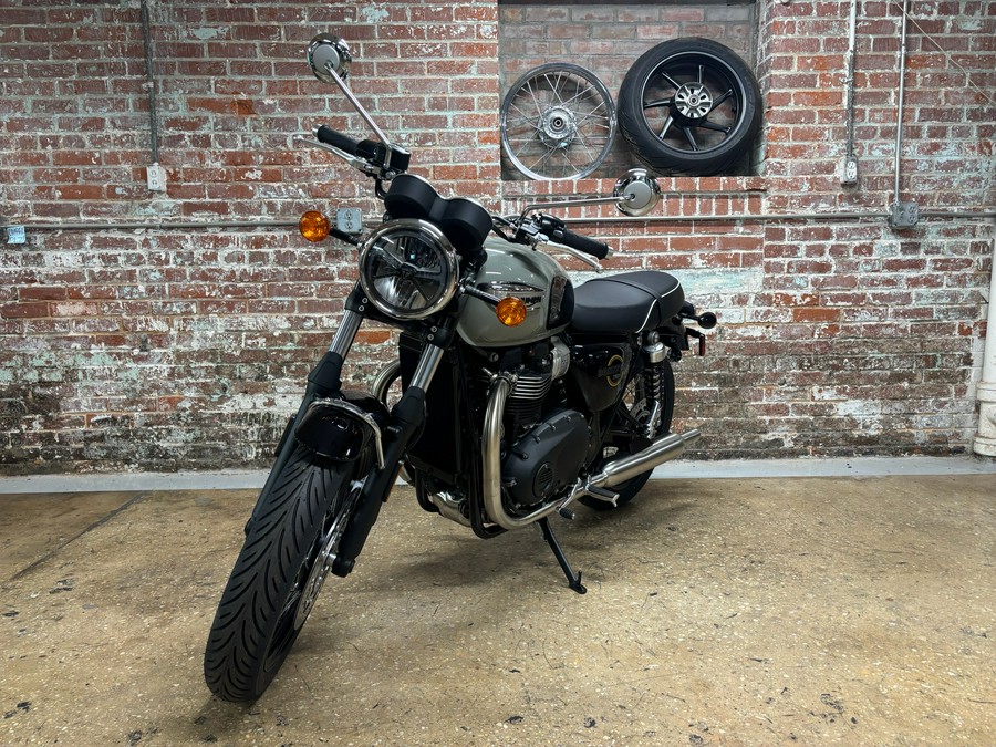2026 Triumph Bonneville T100