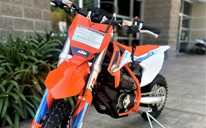 2024 KTM SX-E3