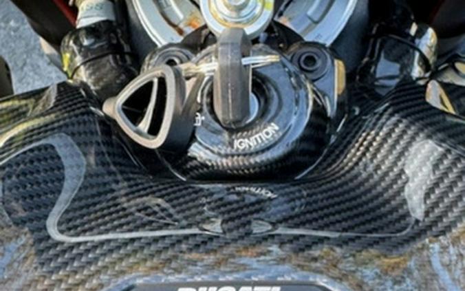 2023 DUCATI Steetfighter V4 Lamborghini Livery